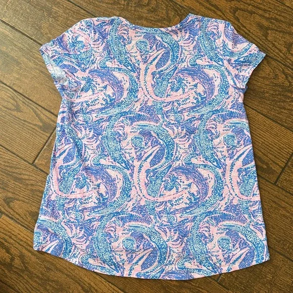 Lilly Pulitzer Coastal Blue Maybe Gator Etta V-Neck Top - Size XL - Picture 8 of 12